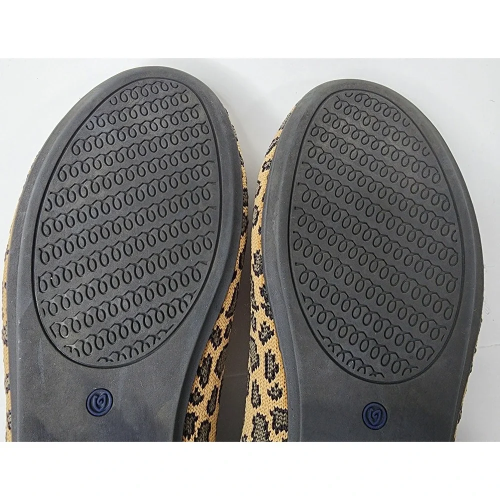 Rothys Girl's Brown Knit Leopard Cheetah Print Slip on Flat Loafer Shoes Size 4